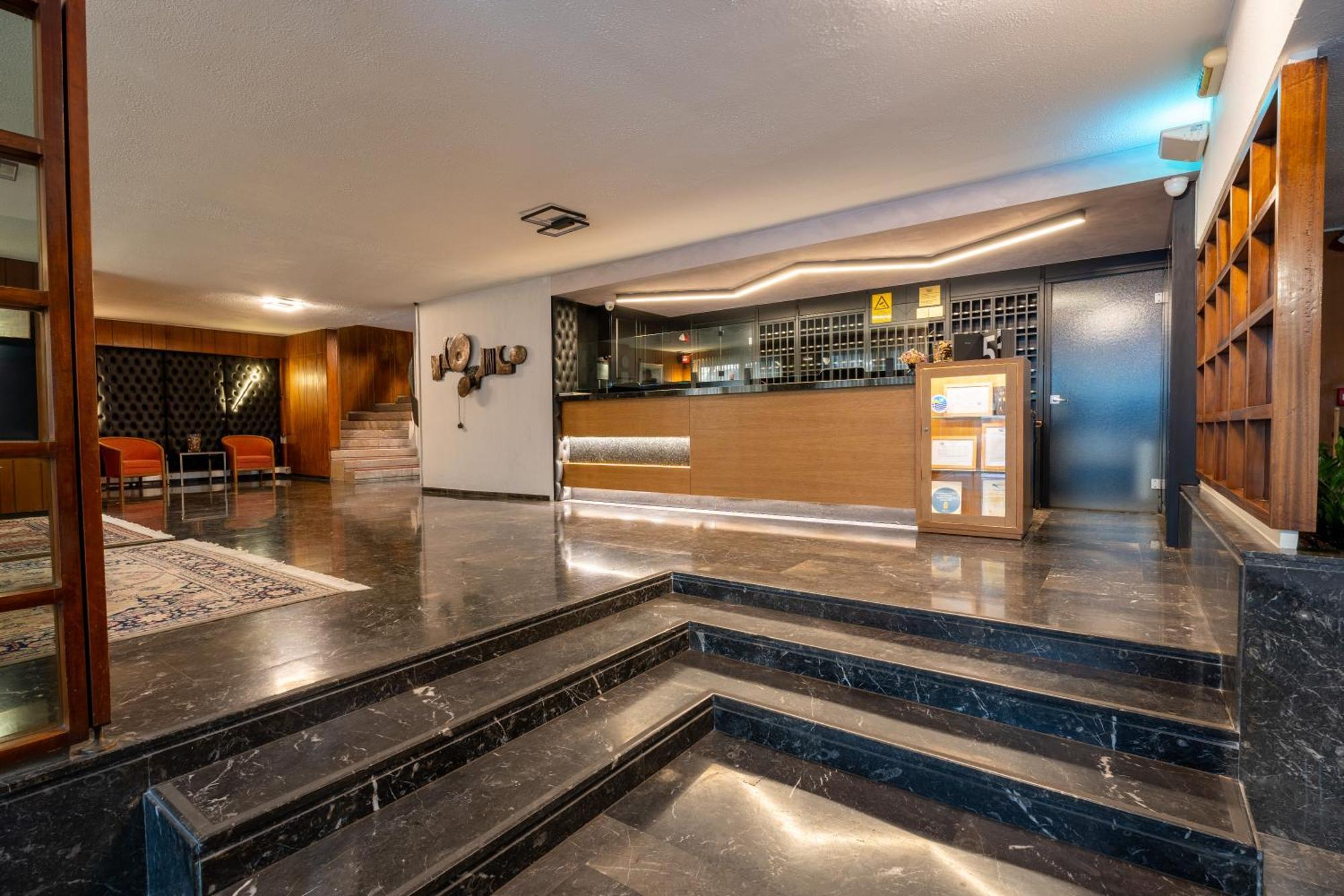 Queen Olga Hotel Салоніки Екстер'єр фото