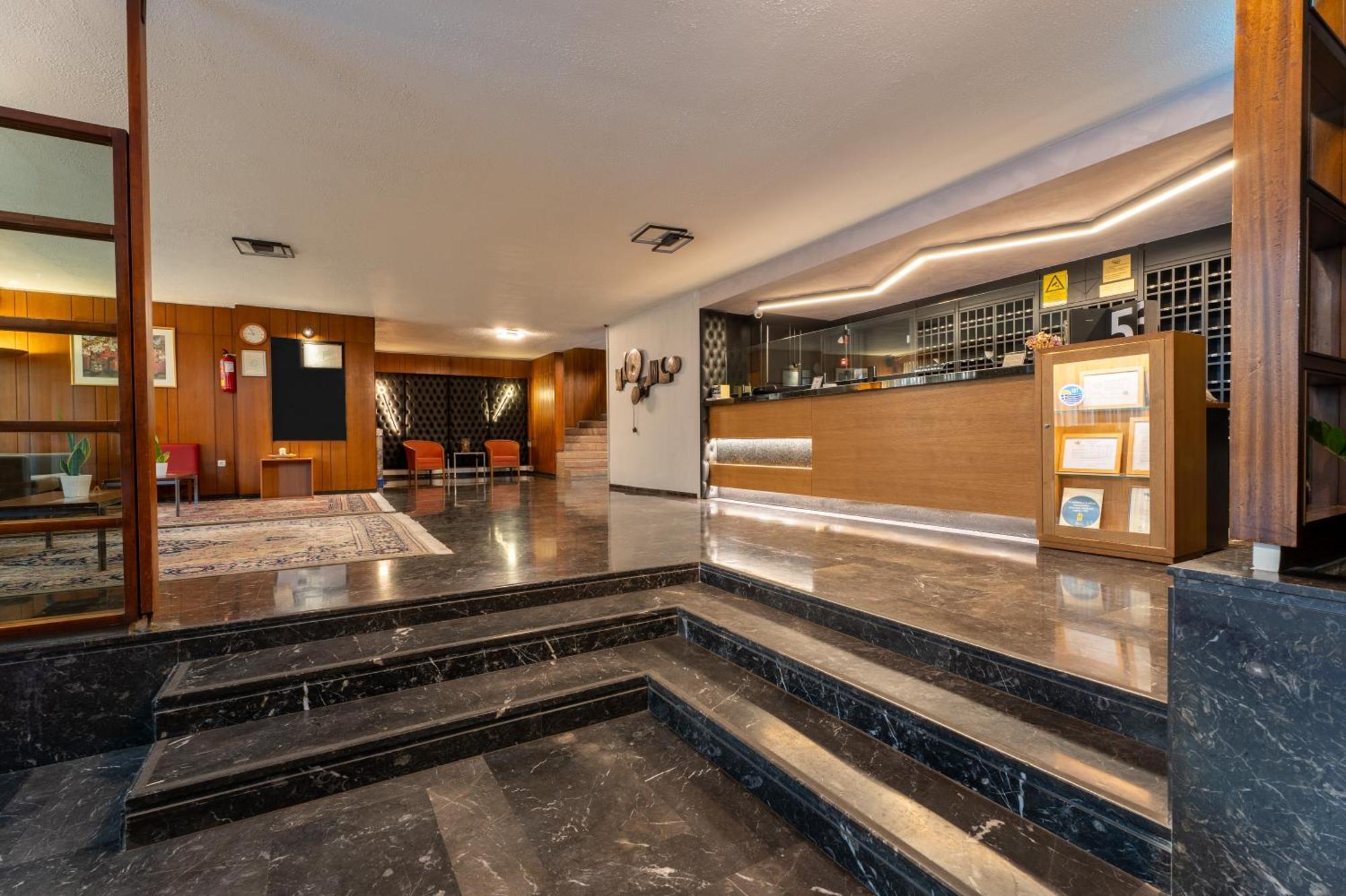Queen Olga Hotel Салоніки Екстер'єр фото