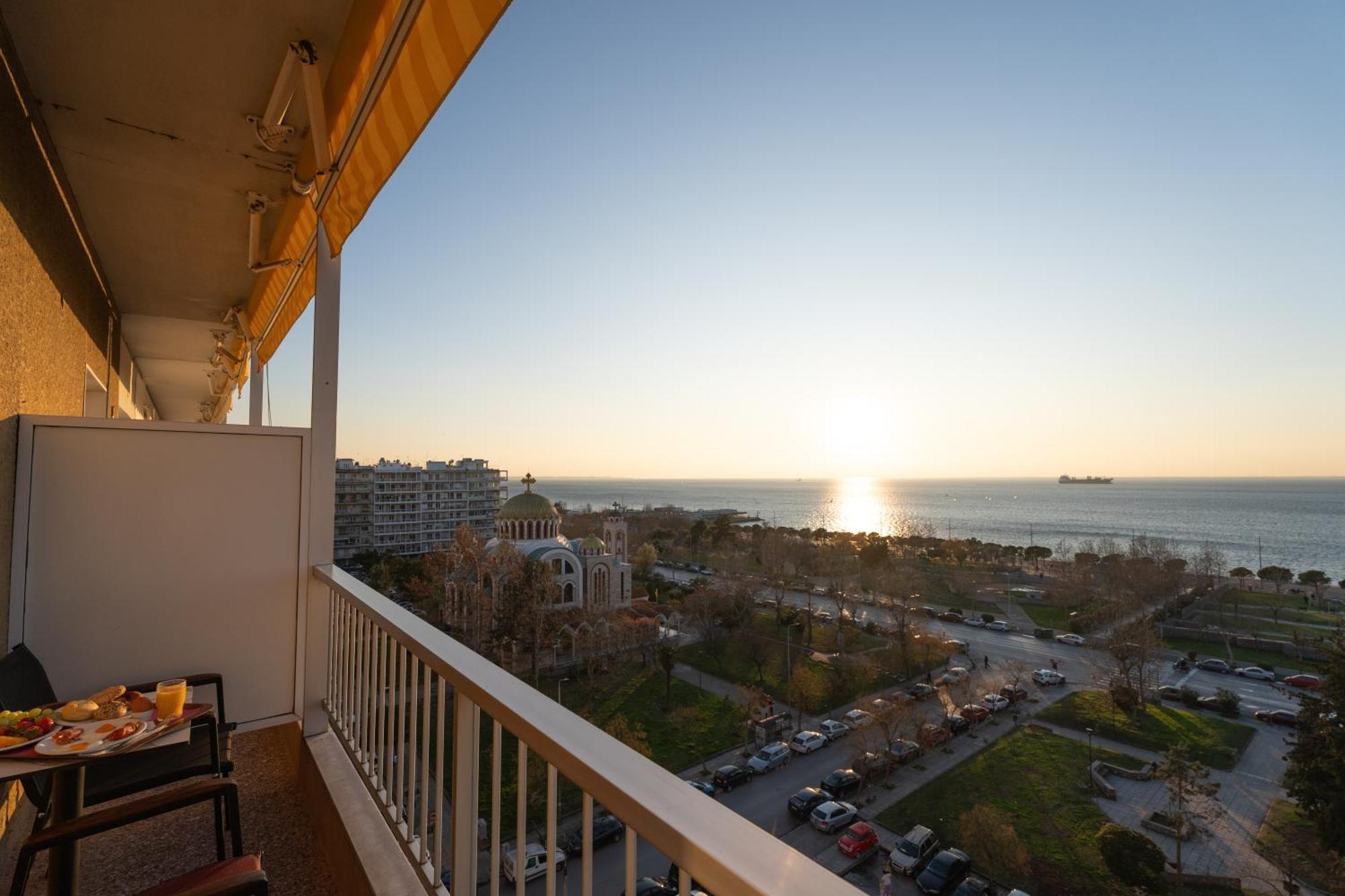 Queen Olga Hotel Салоніки Екстер'єр фото